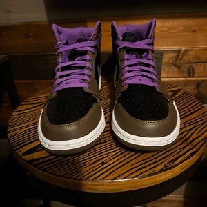 Jordan 1 Mid Purple Mocha. Men size 12. Never worn, still in original box.